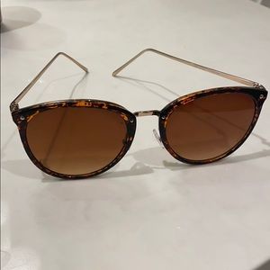 Sunglasses — Express